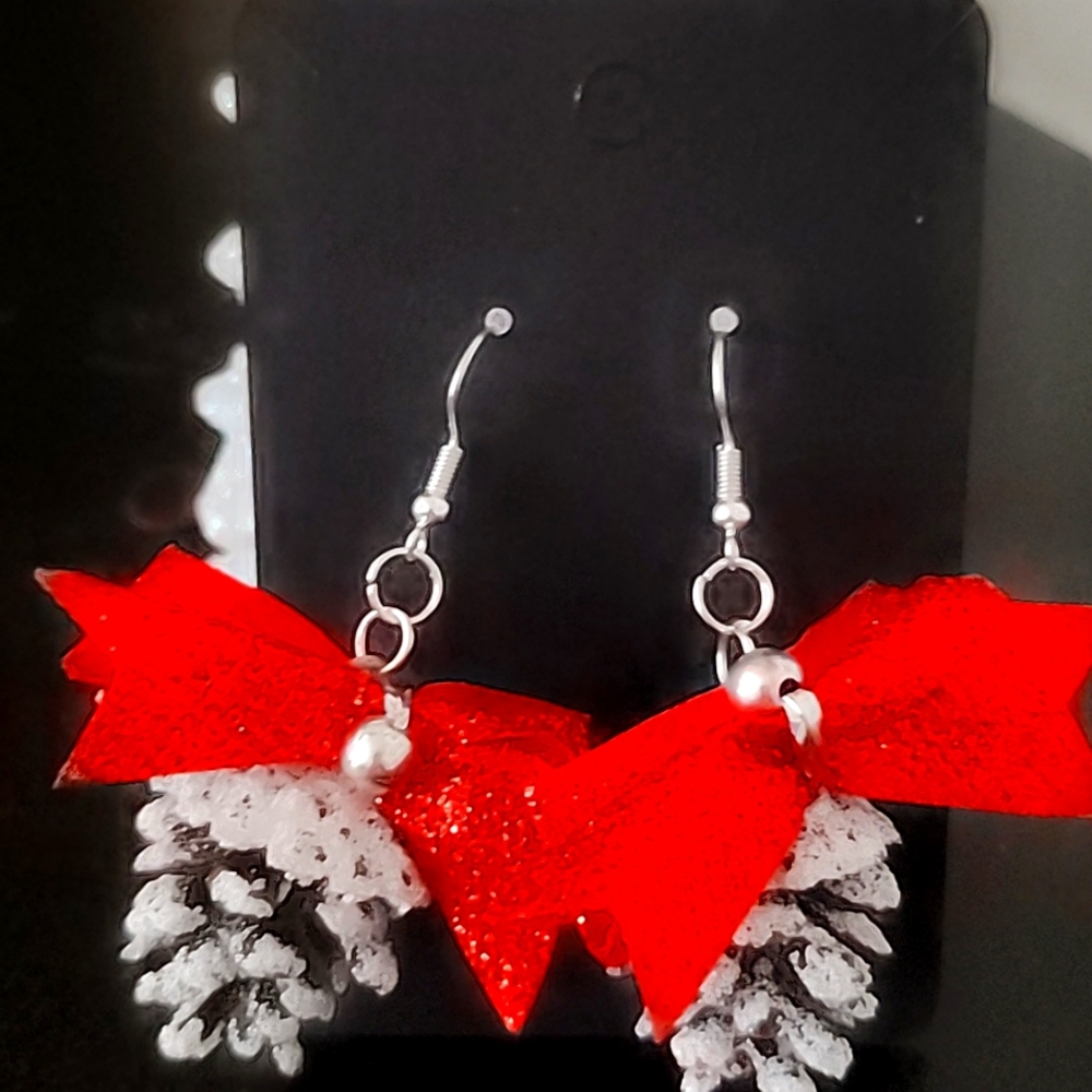 Mini snow pinecone earrings